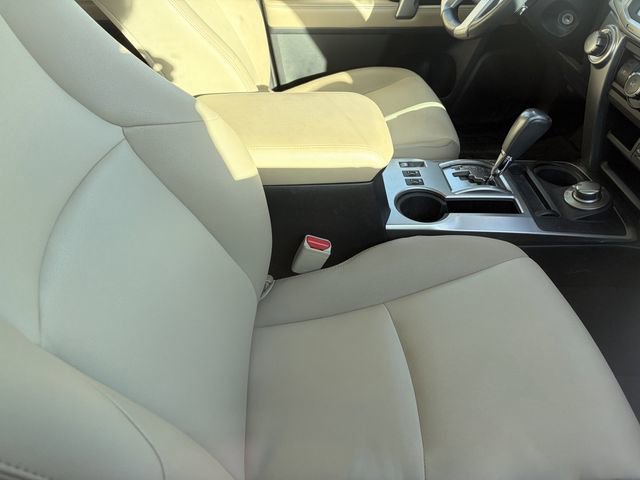 Used 2016 Toyota 4Runner SR5 Premium AWD/4WD image 9