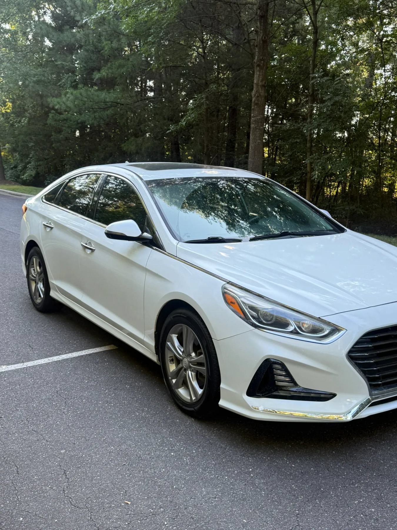 Used 2018 Hyundai Sonata Limited FWD image 3