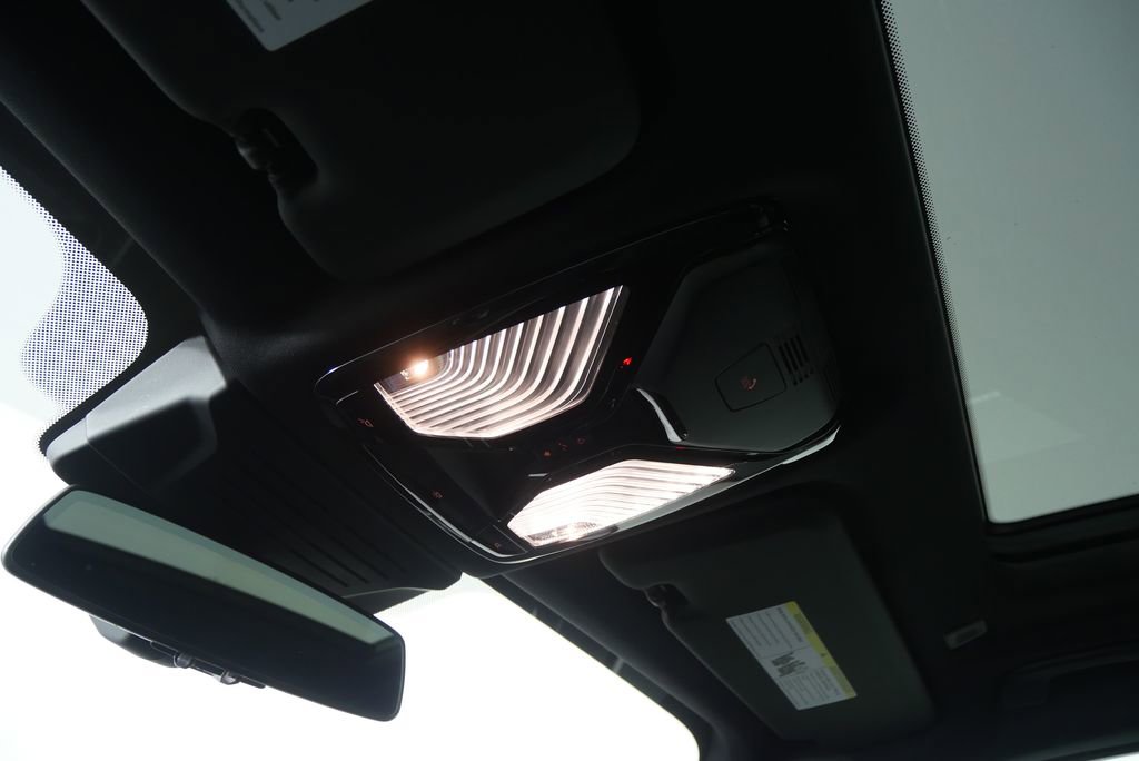 Certified 2025 BMW X5 xDrive40i w/ Premium Package image 25