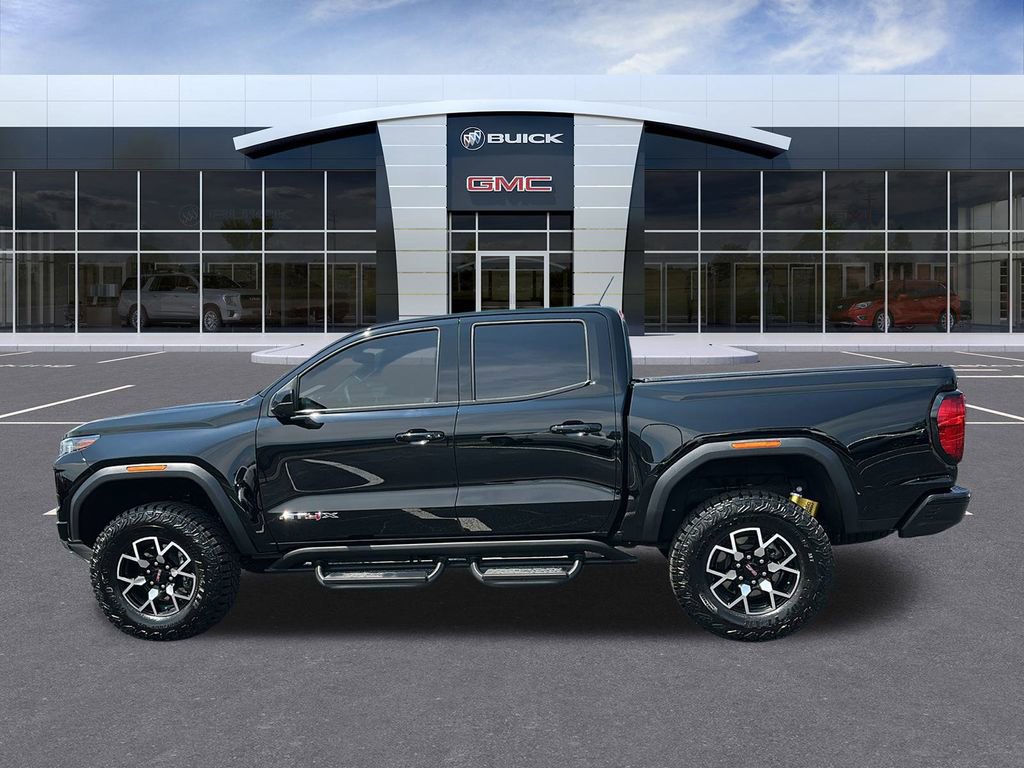Used 2024 GMC Canyon AT4X image 2