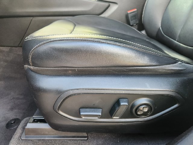Used 2021 Jeep Grand Cherokee L Limited RWD image 23