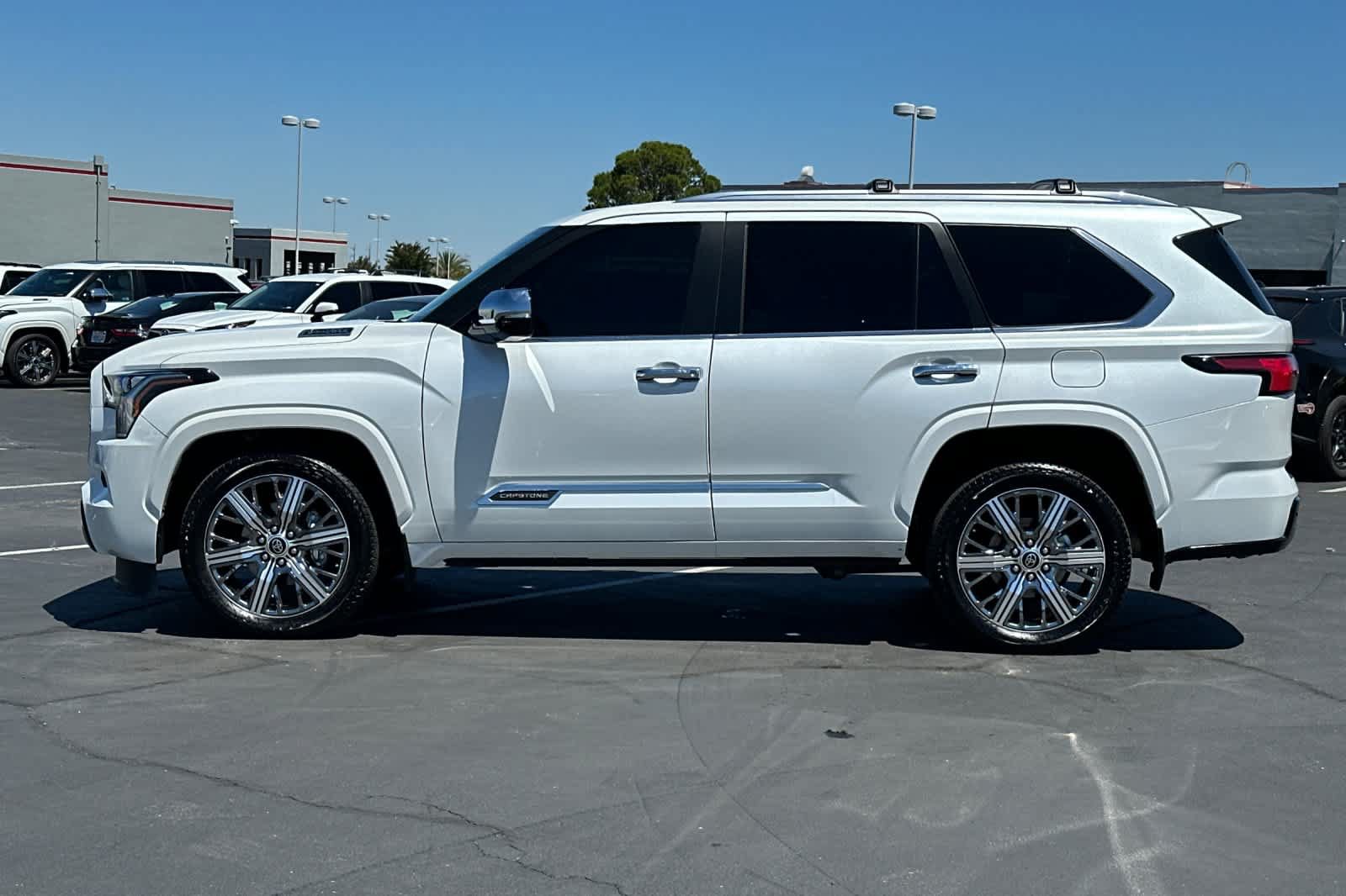 Used 2024 Toyota Sequoia Capstone AWD/4WD image 9