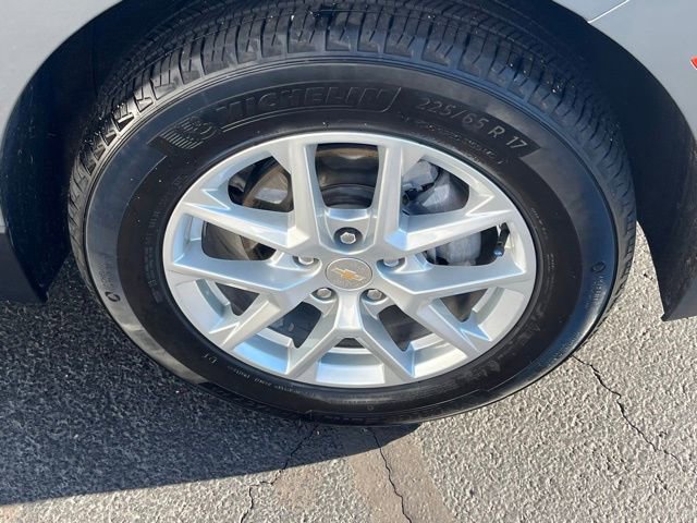 Used 2023 Chevrolet Equinox LS w/ LS Convenience Package image 9