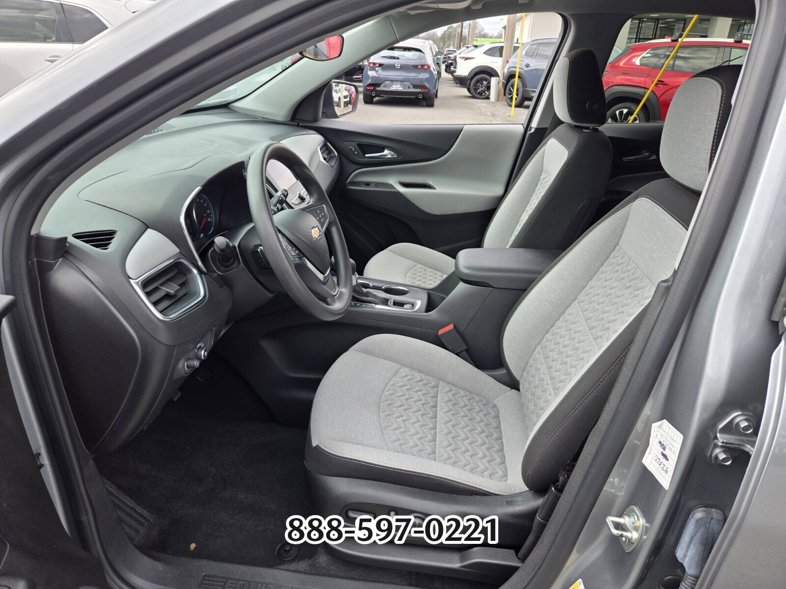 Used 2023 Chevrolet Equinox LT image 10