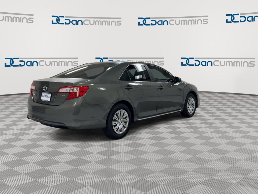 Used 2012 Toyota Camry LE FWD image 8