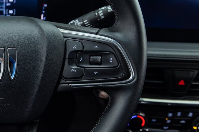 Used 2024 Buick Encore GX Sport Touring image 17