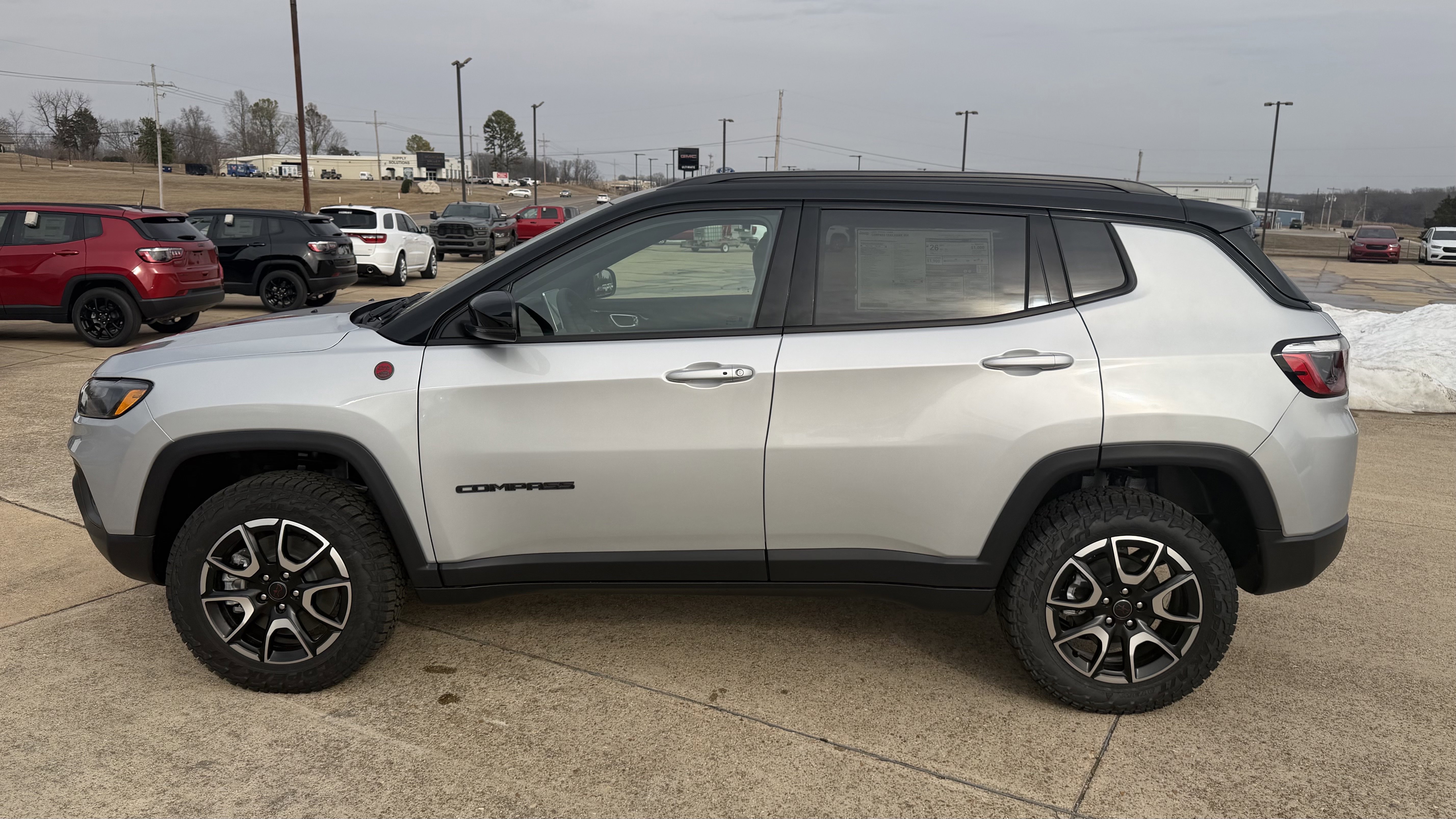 New 2026 Jeep Compass Trailhawk w/ Trailer Tow Group image 5