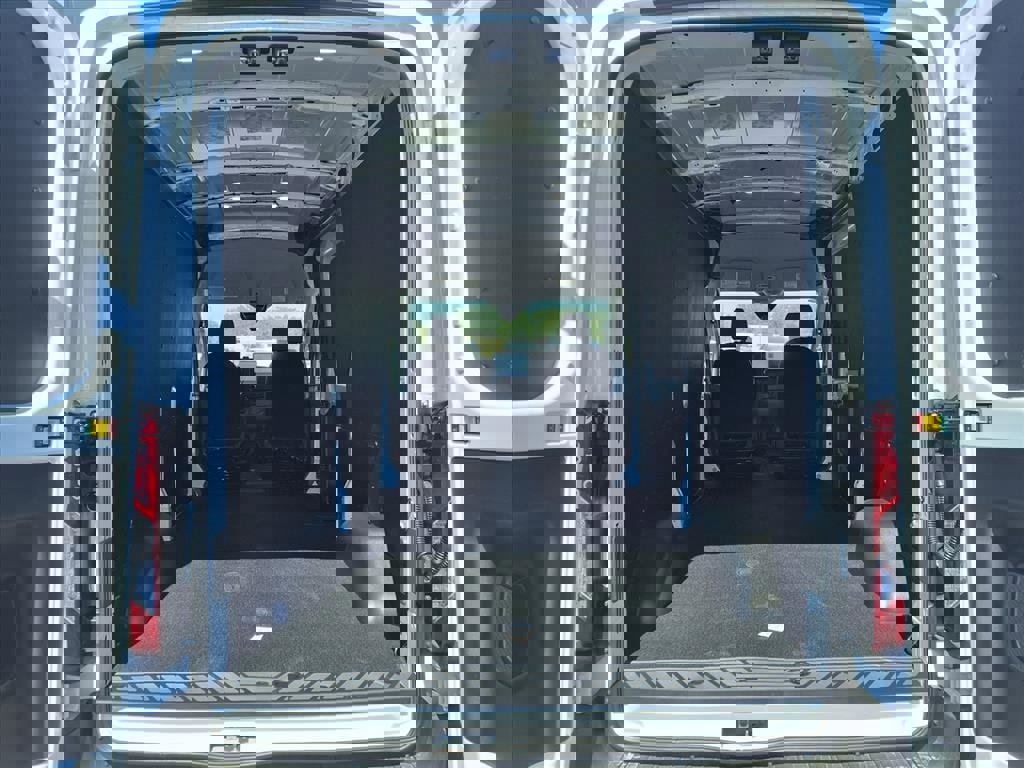 New 2026 Ford Transit 250 148 Medium Roof w/ Load Area Protection Package image 21