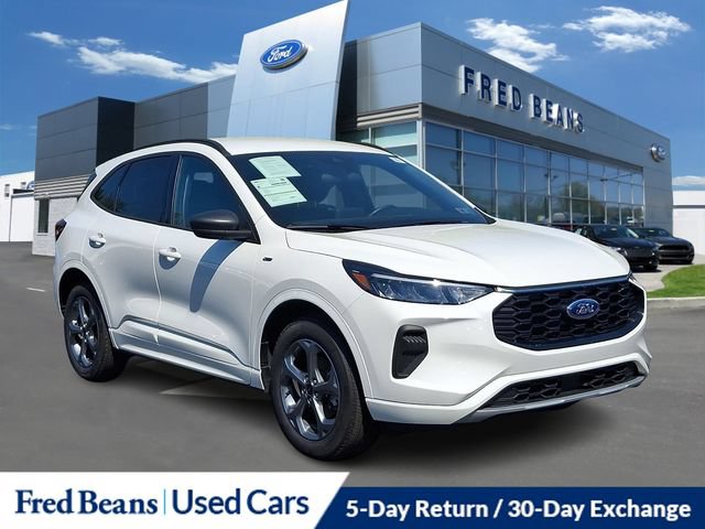 Certified 2023 Ford Escape ST-Line AWD/4WD video 1