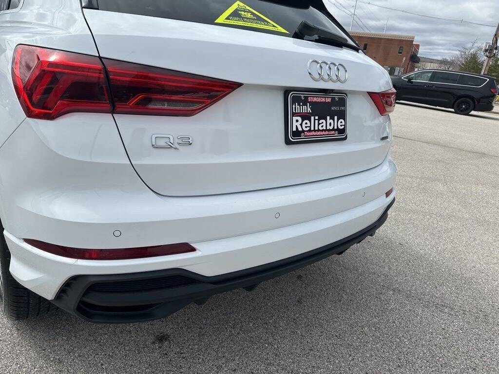Used 2025 Audi Q3 2.0T Premium image 5