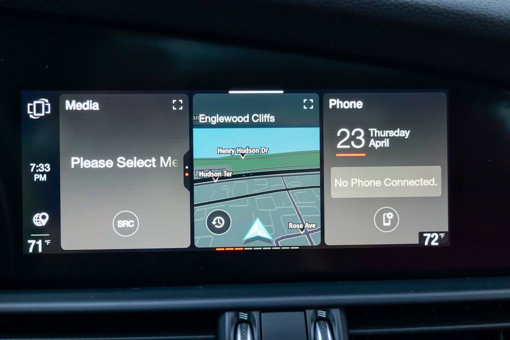 Used 2023 Alfa Romeo Giulia Veloce AWD/4WD image 57