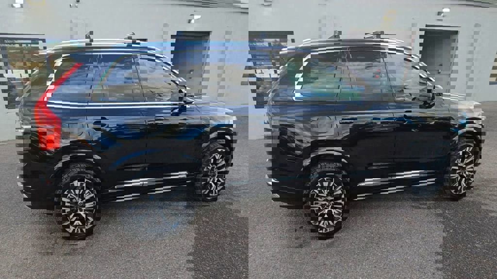 Used 2021 Volvo XC90 T8 Inscription Expression w/ Advanced Package image 8