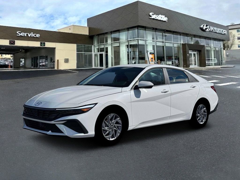 New 2026 Hyundai Elantra Hybrid FWD image 2