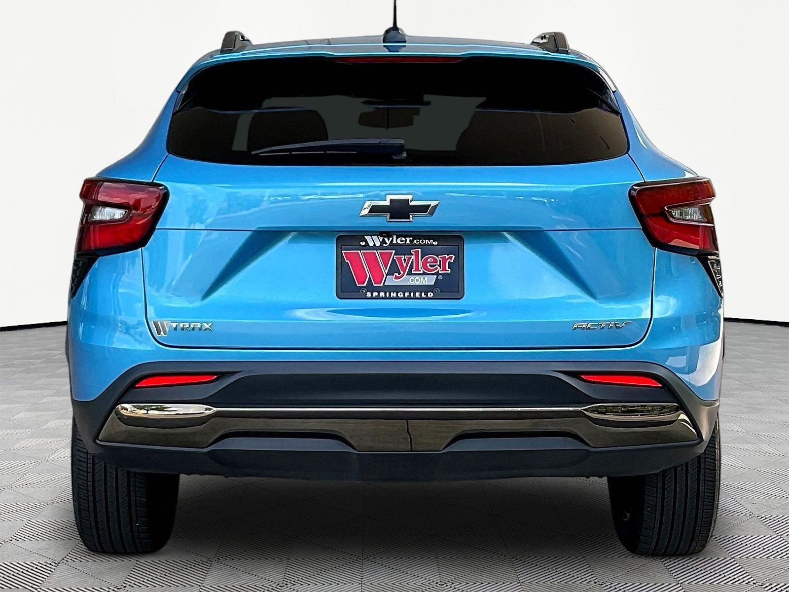 Used 2025 Chevrolet Trax ACTIV FWD image 5