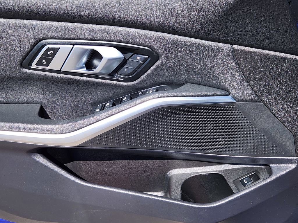 Used 2020 BMW 330i xDrive 330i xDrive w/ M Sport Package image 20