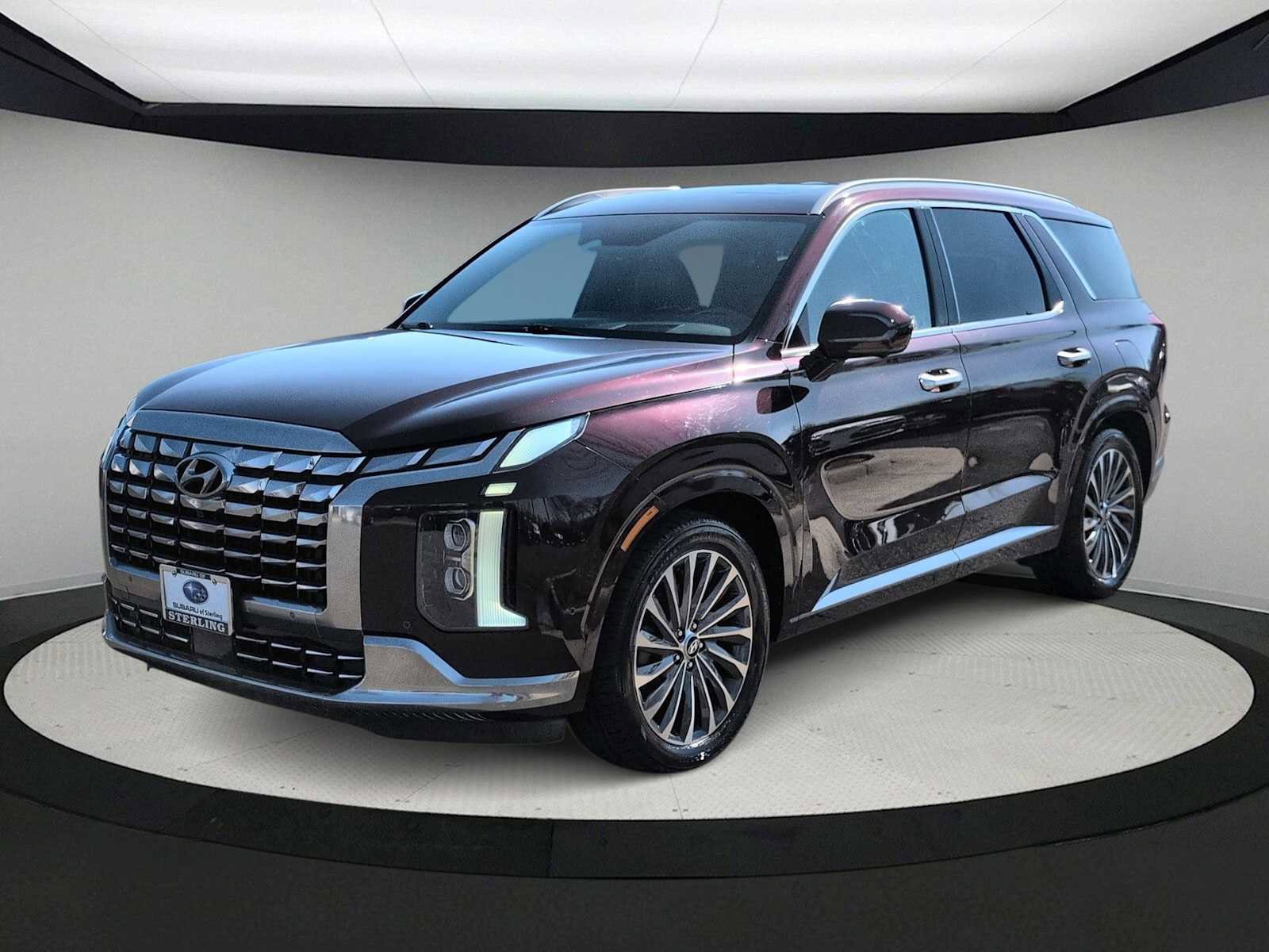 Used 2024 Hyundai Palisade Calligraphy image 4