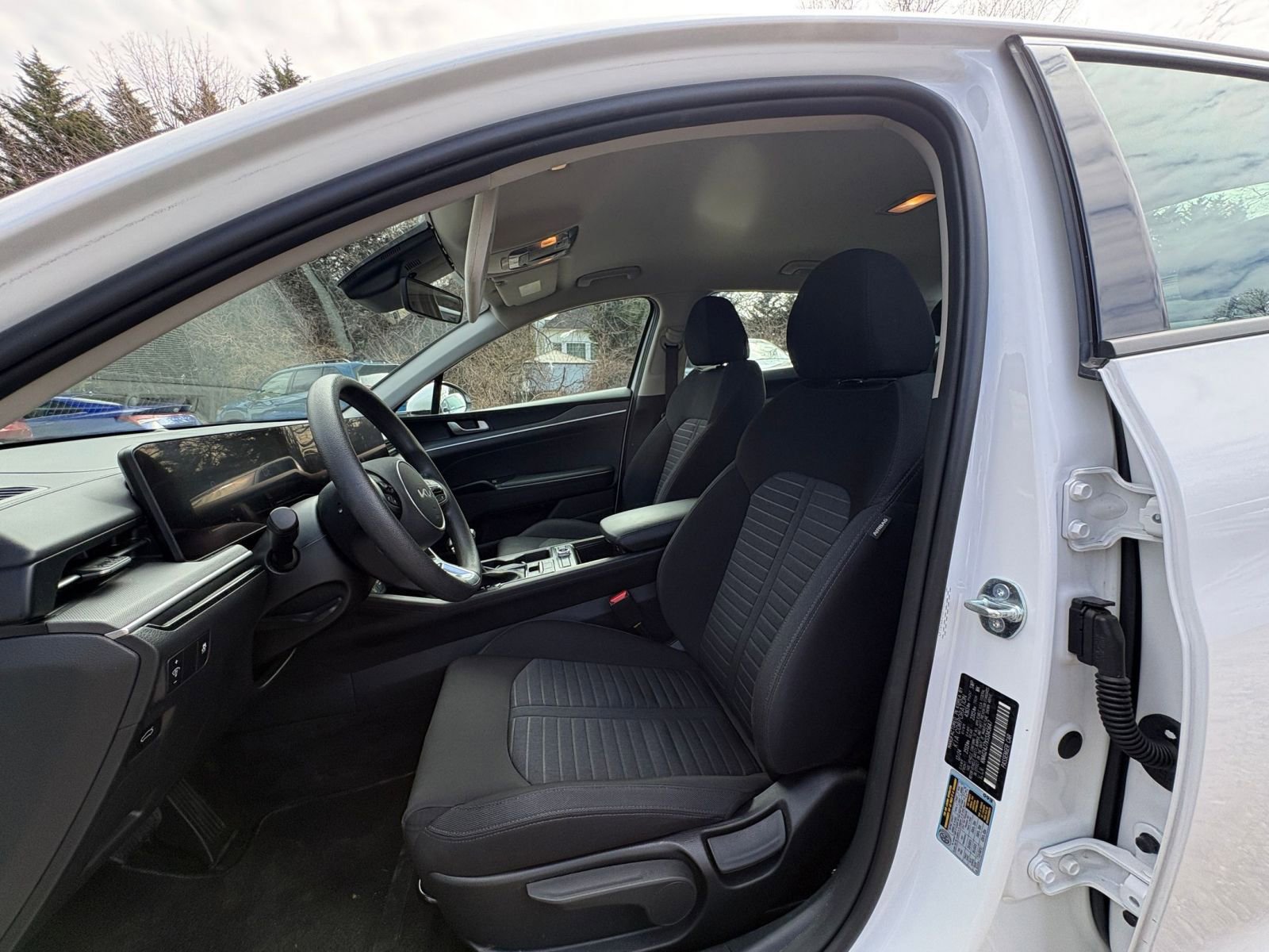 Used 2025 Kia K5 LXS image 23
