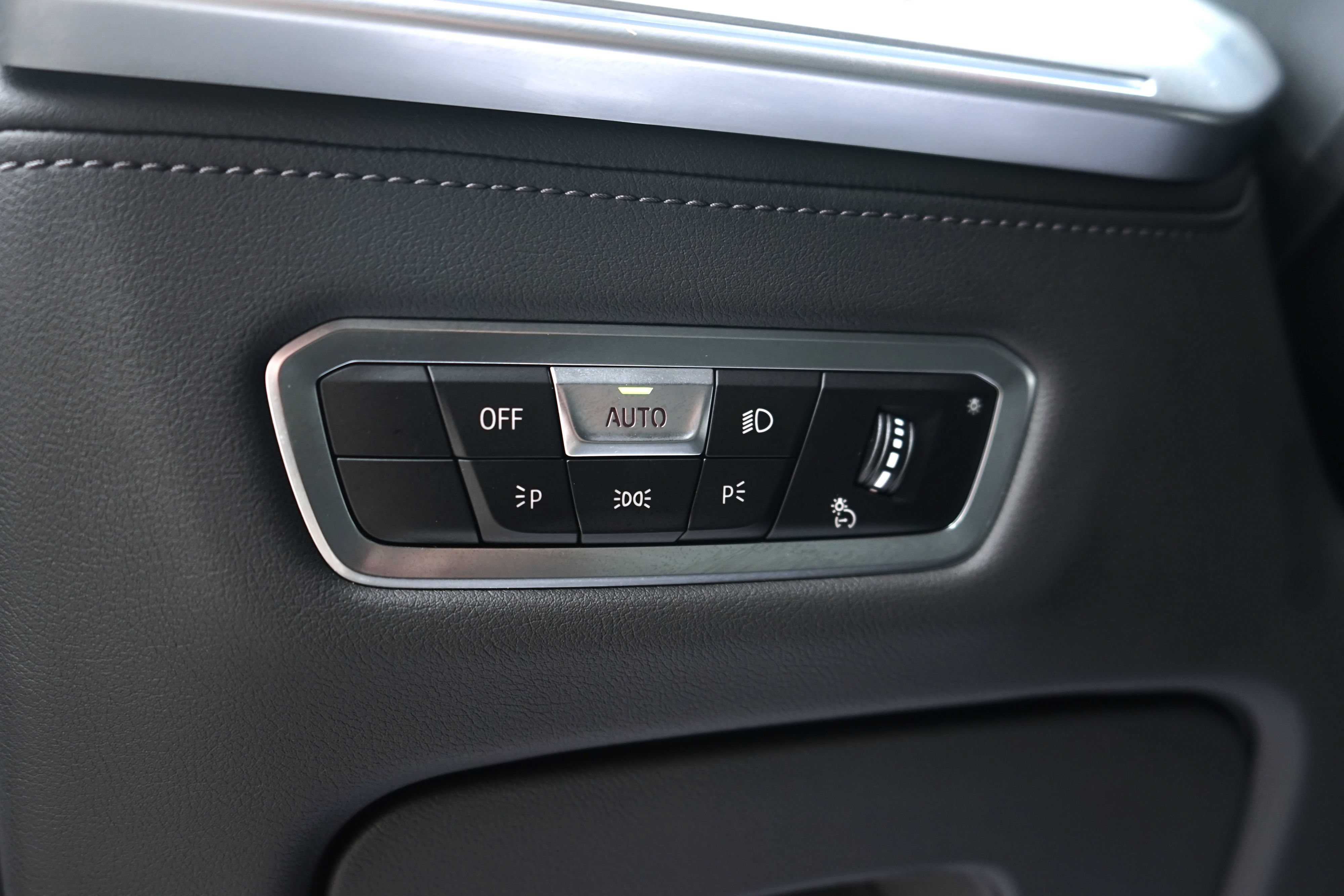 Used 2023 BMW XM AWD/4WD image 17