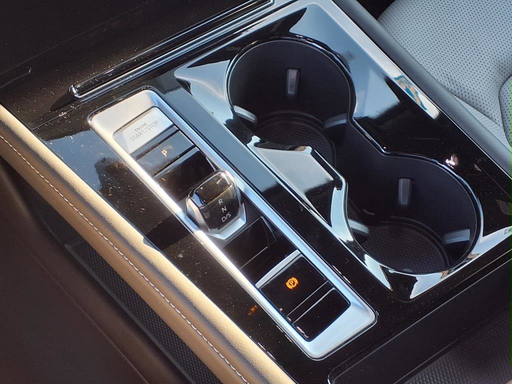 New 2025 Volkswagen Atlas Cross Sport SEL image 19