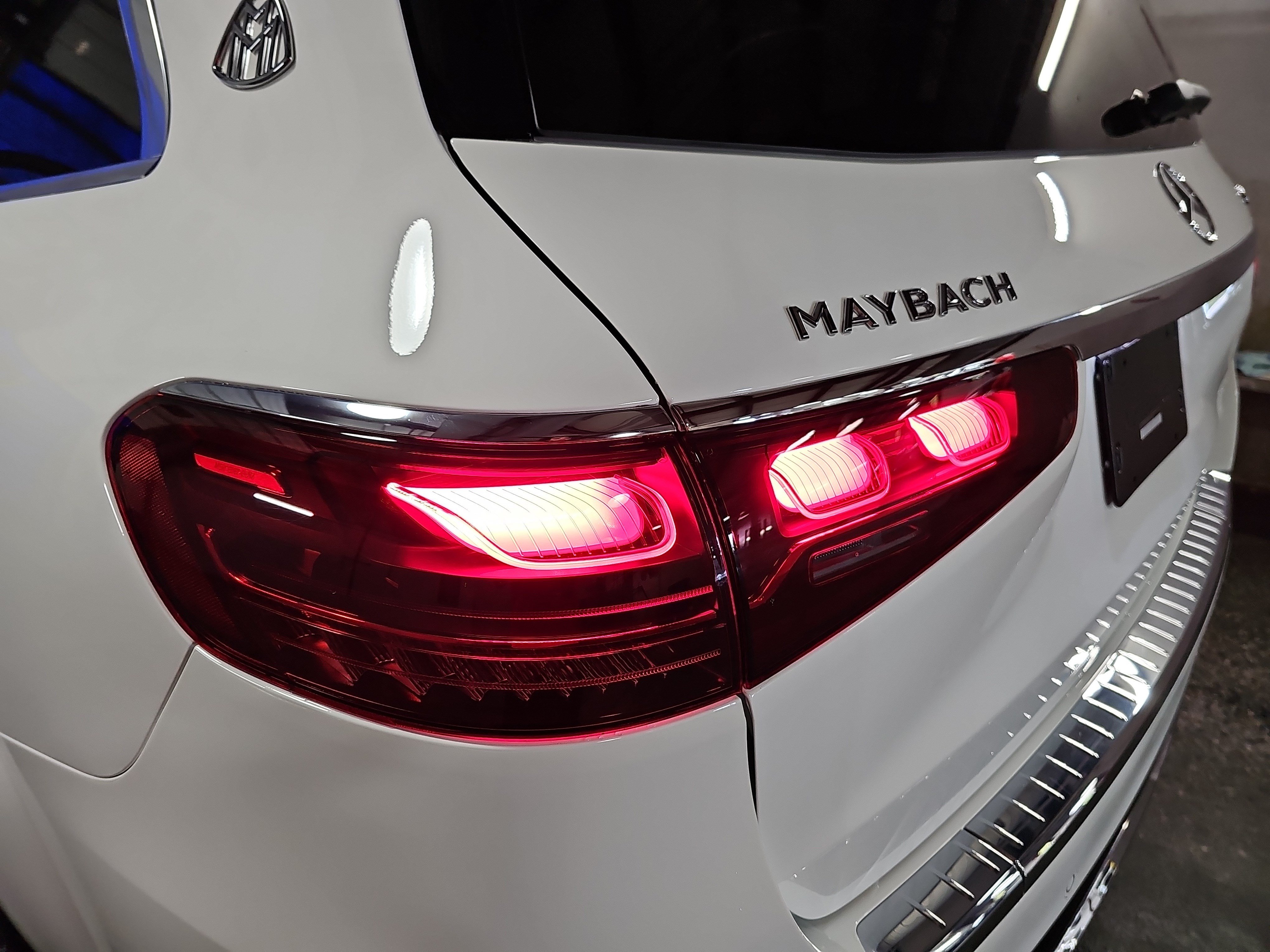 Certified 2024 Mercedes-Benz Maybach GLS 600 4MATIC image 38