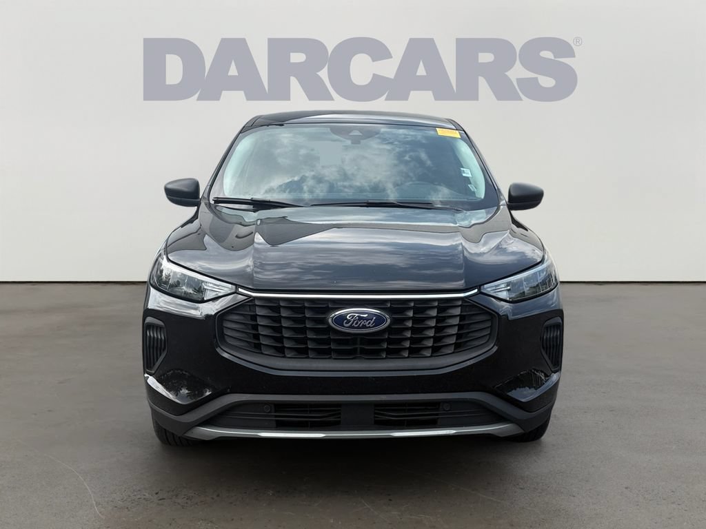 Used 2025 Ford Escape Active AWD/4WD image 2