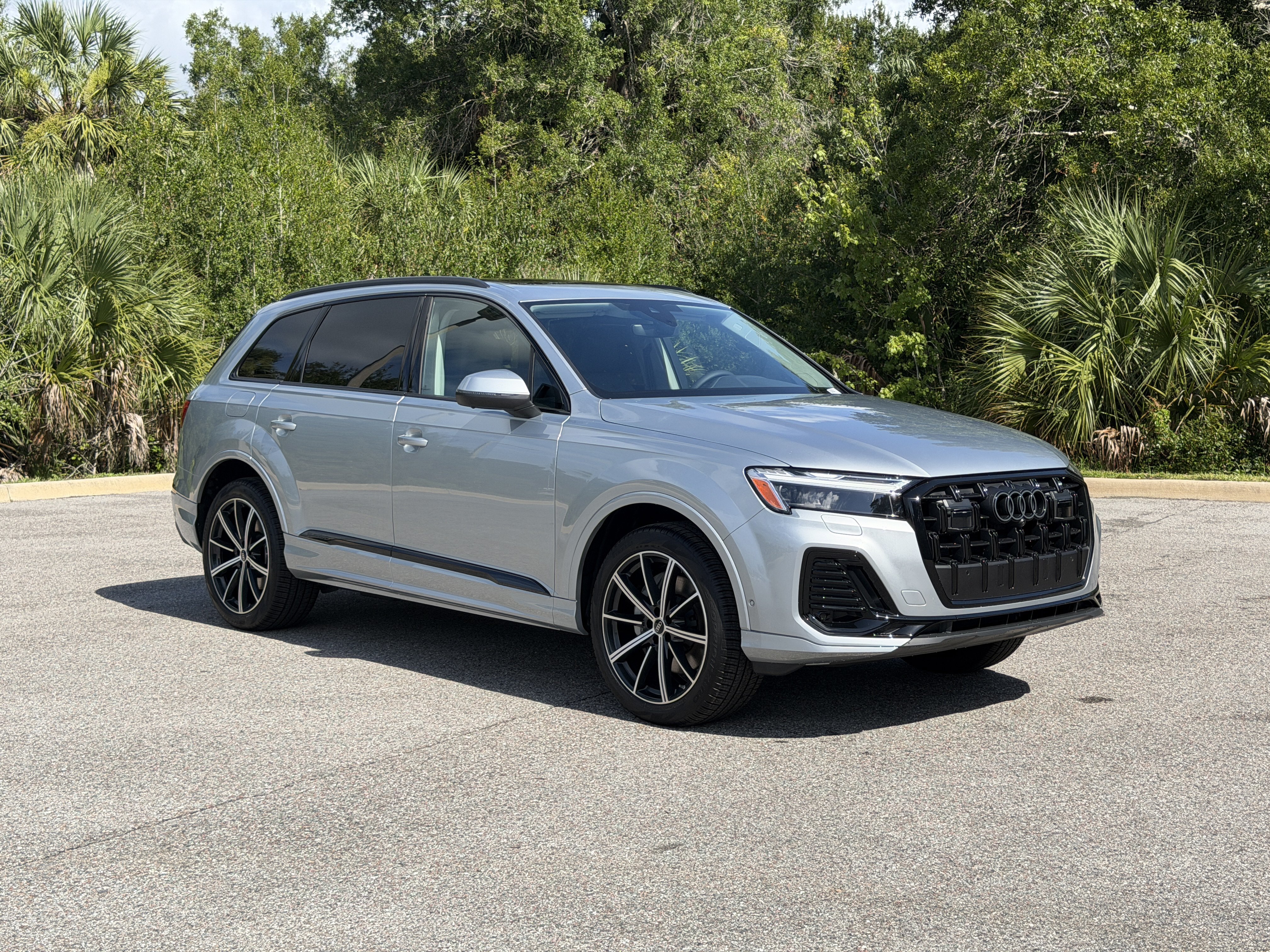 New 2026 Audi Q7 2.0T Premium Plus