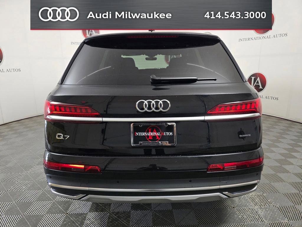 Used 2023 Audi Q7 2.0T Premium w/ Convenience Package AWD/4WD image 8
