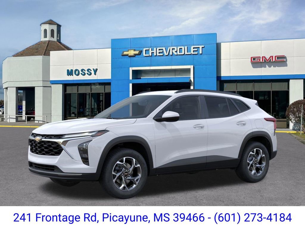 New 2026 Chevrolet Trax LT w/ LT Convenience Package FWD image 2