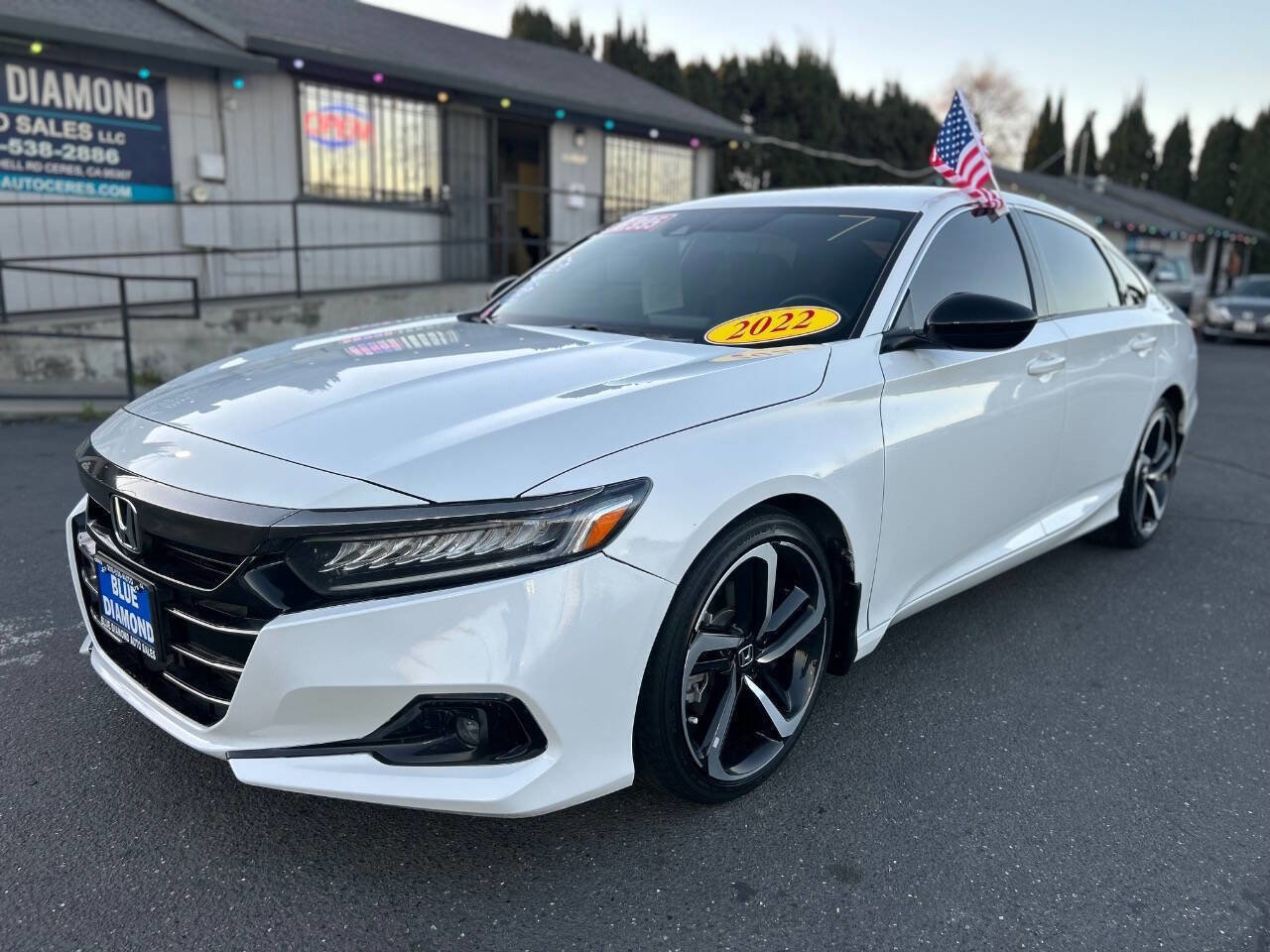 Used 2022 Honda Accord Sport image 4