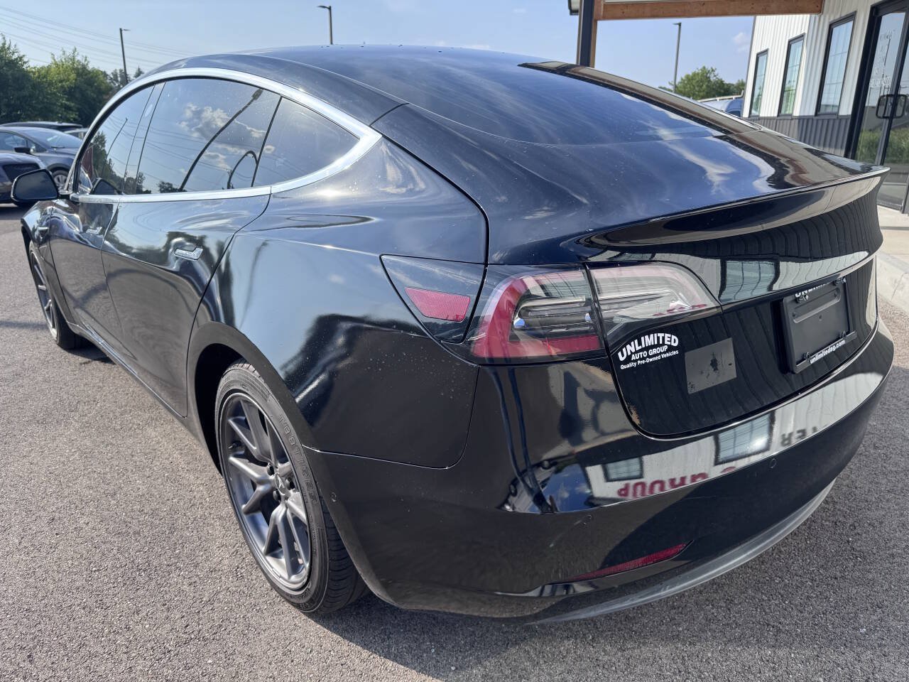 Used 2019 Tesla Model 3 Long Range RWD image 8