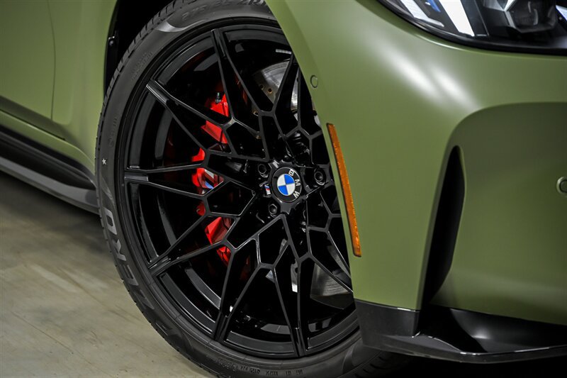 Used 2025 BMW M3 Competition AWD/4WD image 3