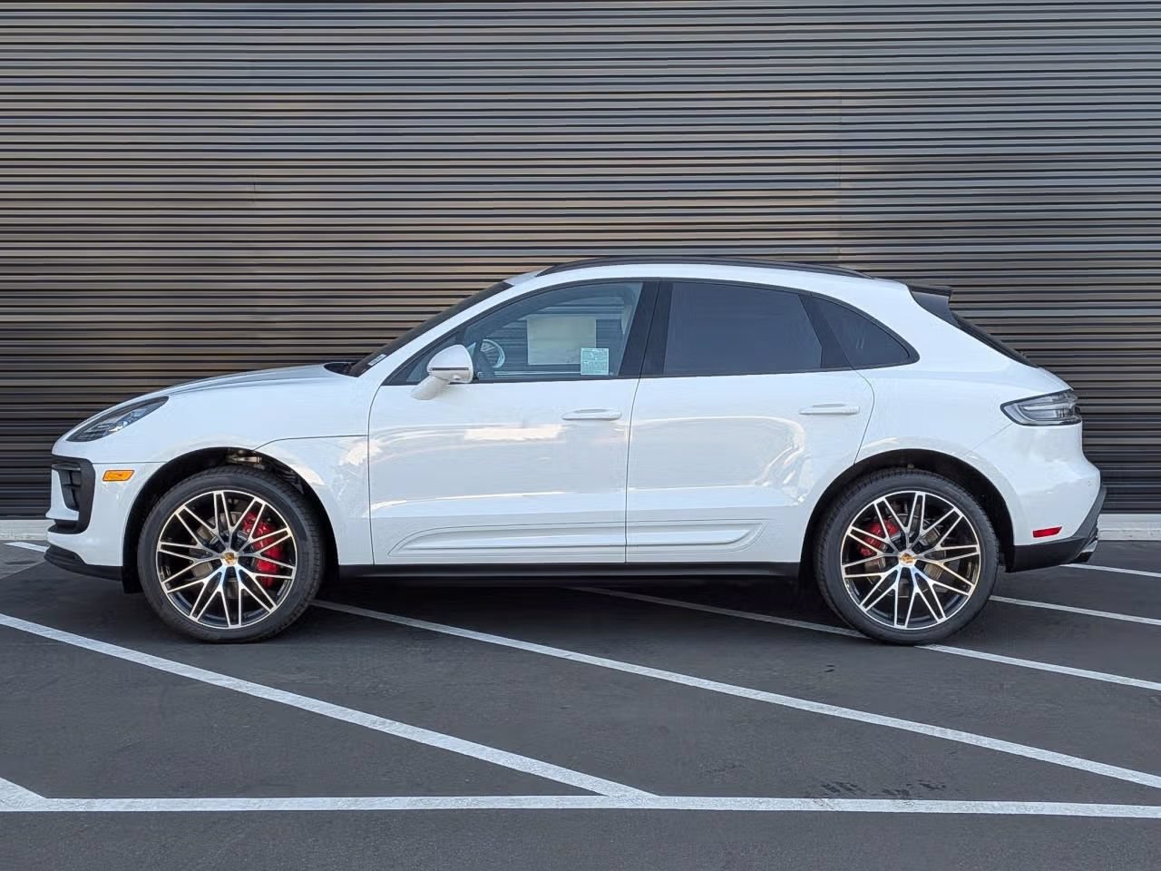 Certified 2025 Porsche Macan S AWD/4WD video 2
