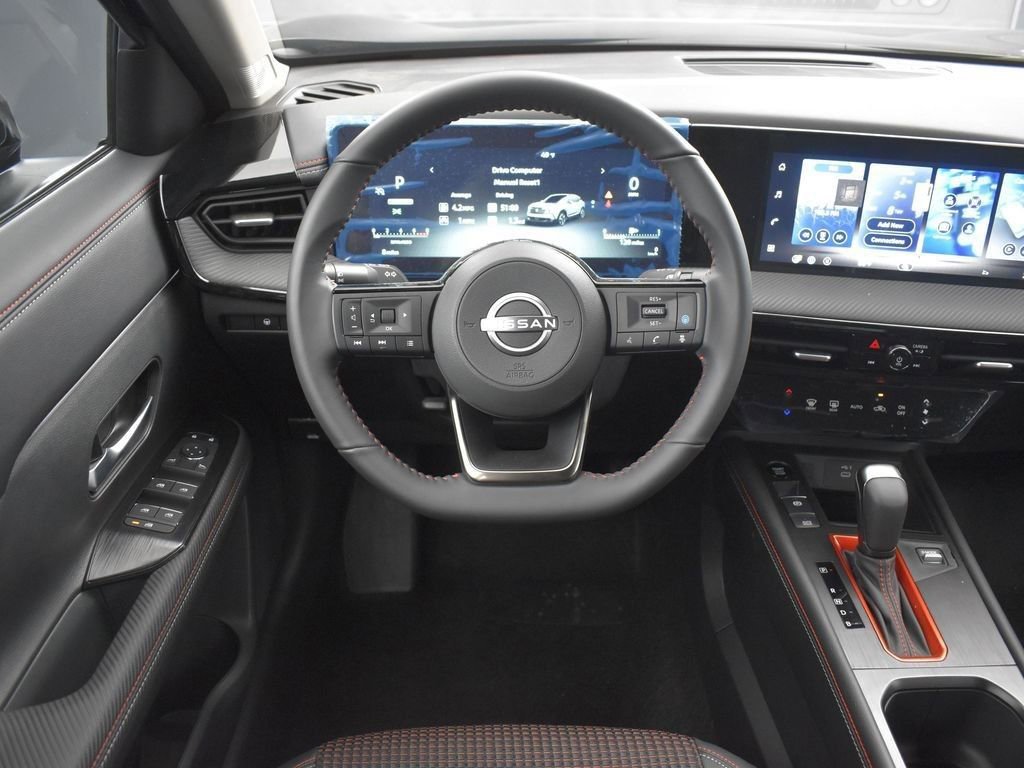 New 2026 Nissan Kicks SR image 13