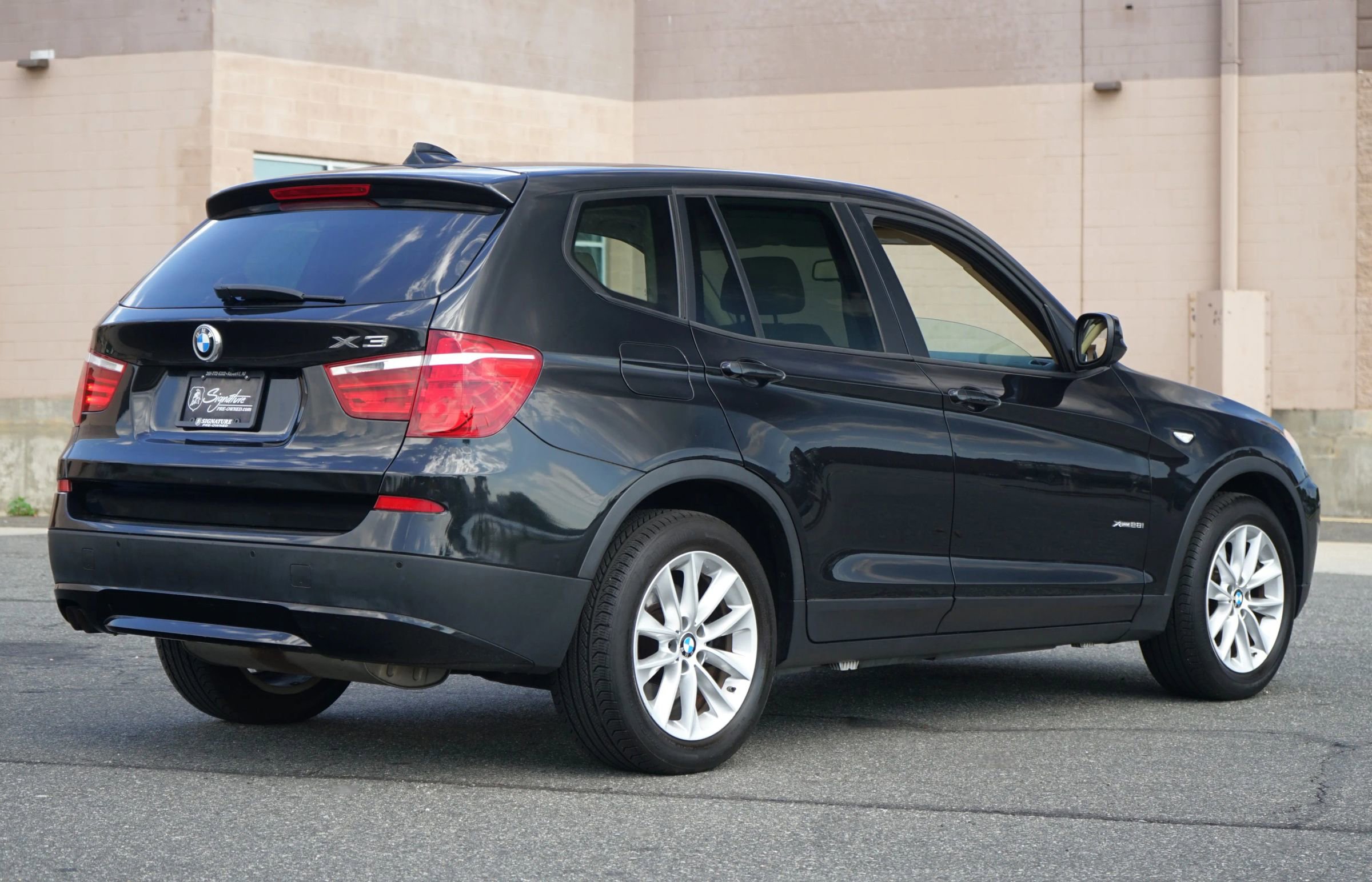 Used 2011 BMW X3 xDrive28i image 4