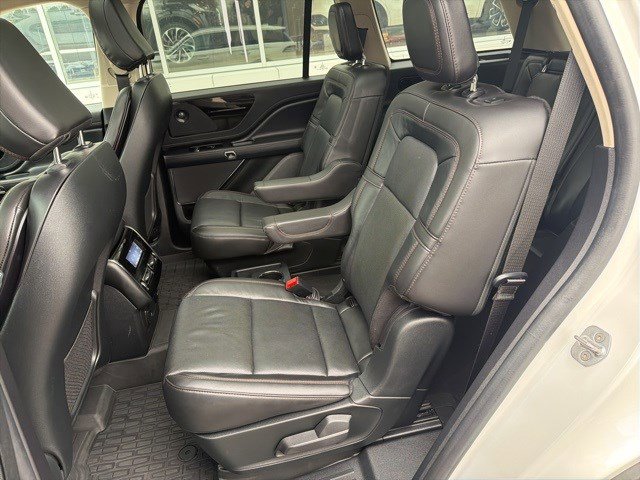 Certified 2023 Lincoln Aviator Reserve w/ Elements Package Plus image 24