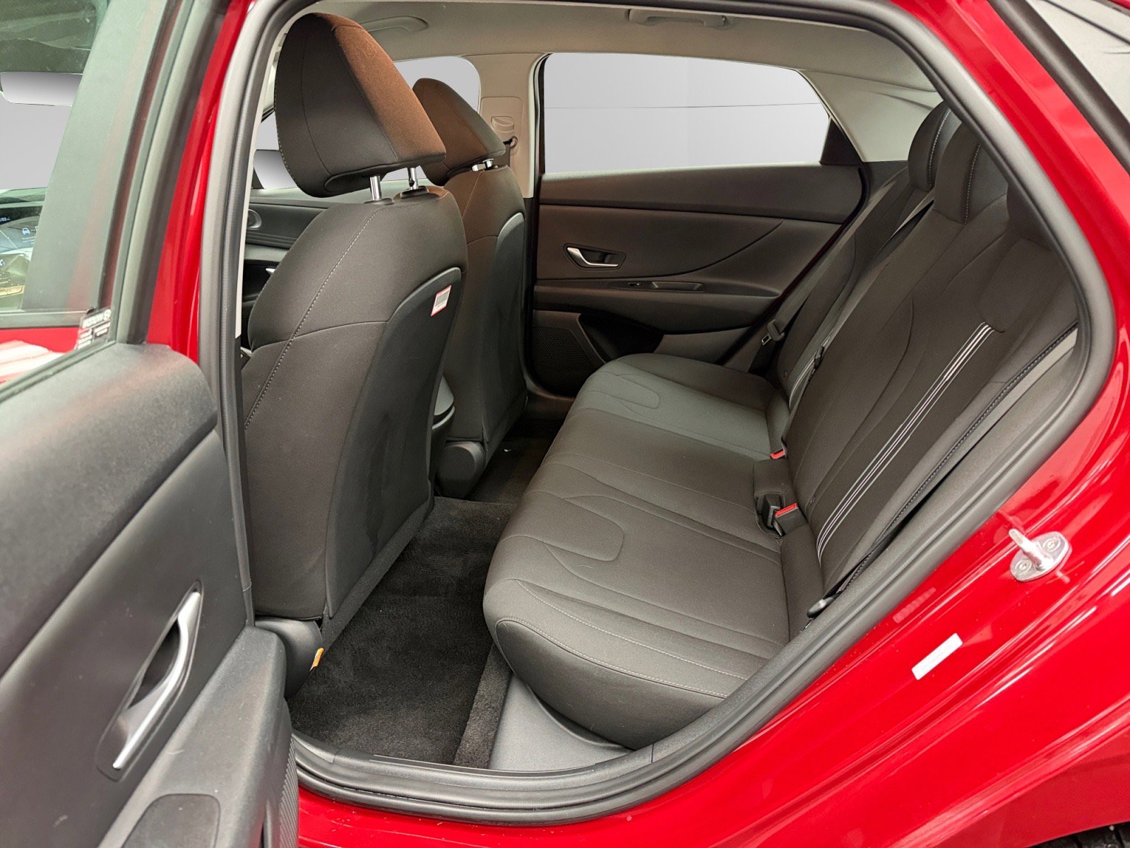 Certified 2023 Hyundai Elantra SEL image 13