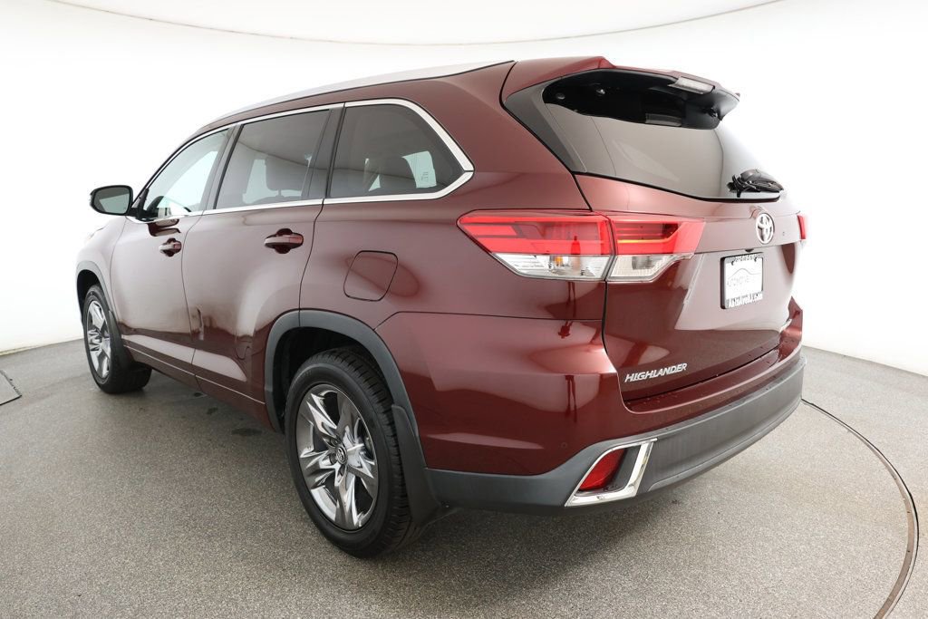 Used 2019 Toyota Highlander Limited Platinum image 6