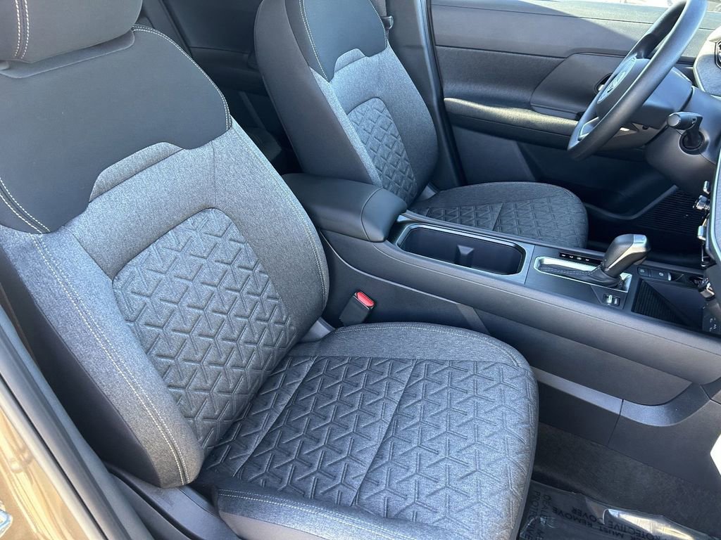 New 2026 Nissan Kicks SV image 10