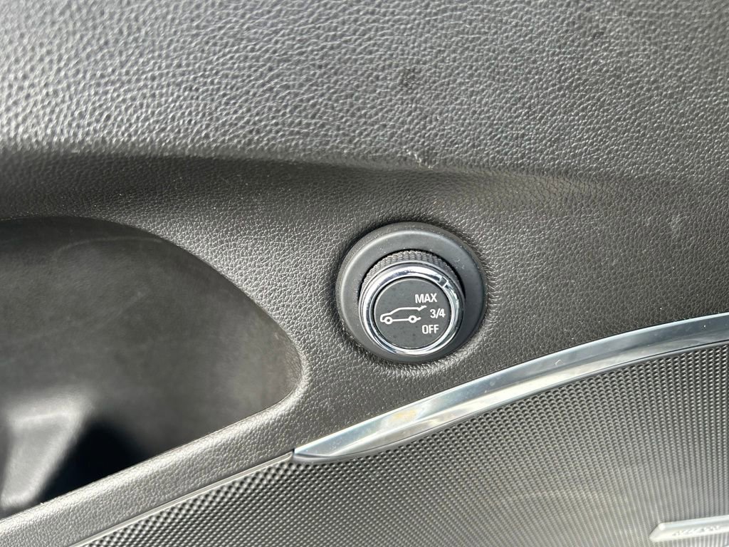 Used 2021 Buick Enclave Premium w/ Sun and Sites Package image 22