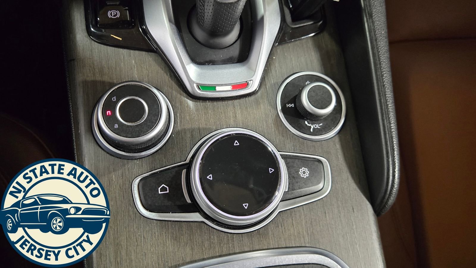 Used 2023 Alfa Romeo Giulia Ti w/ Active Assist Plus Package image 21