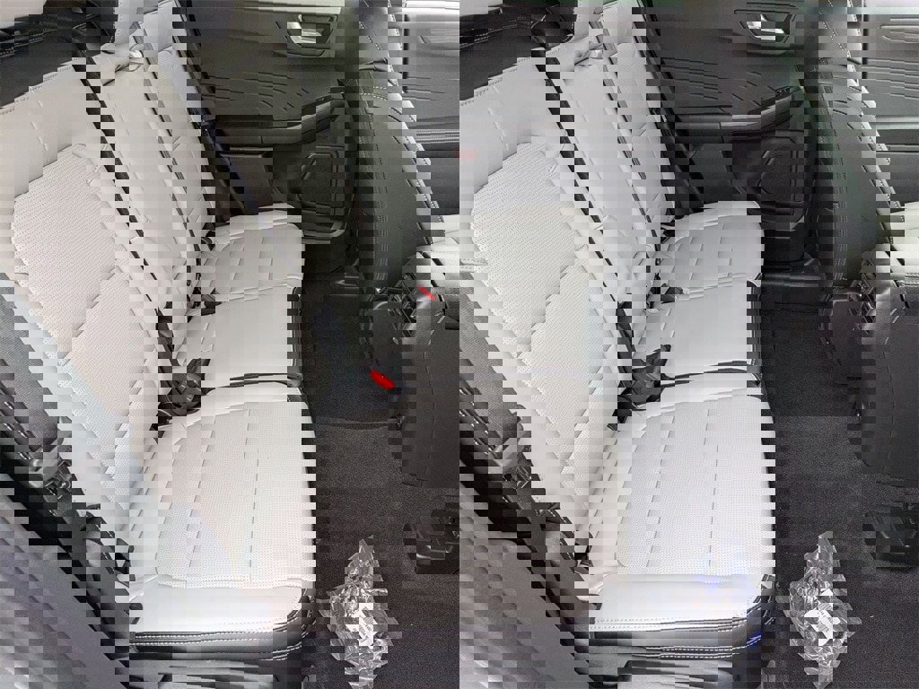 New 2026 Ford Escape Platinum w/ Equipment Group 601A image 19