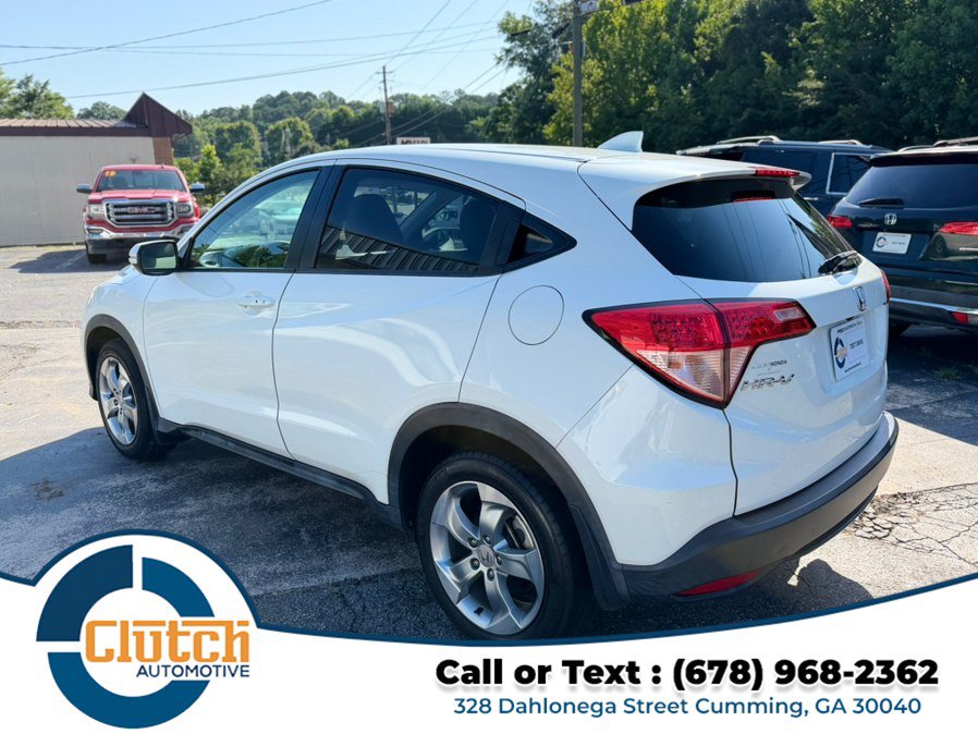 Used 2017 Honda HR-V EX image 7