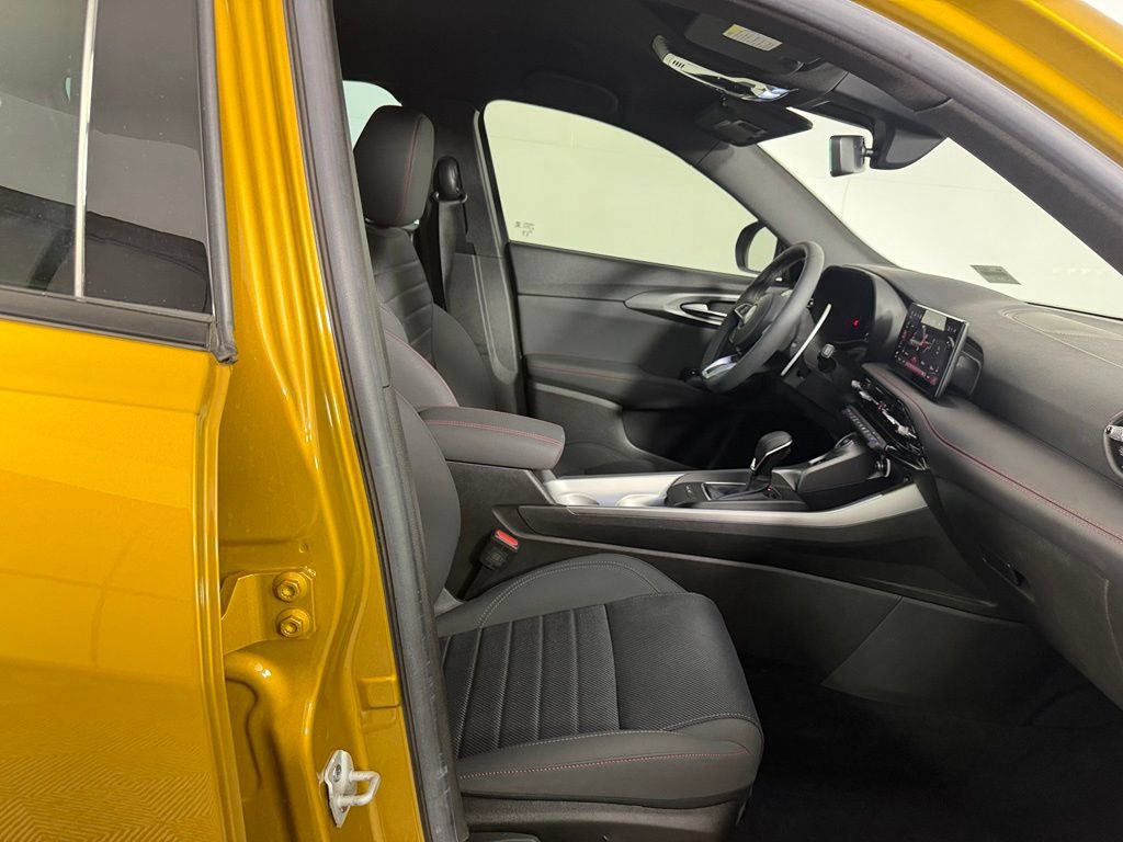 Used 2024 Dodge Hornet R/T w/ R/T Blacktop Package AWD/4WD image 32