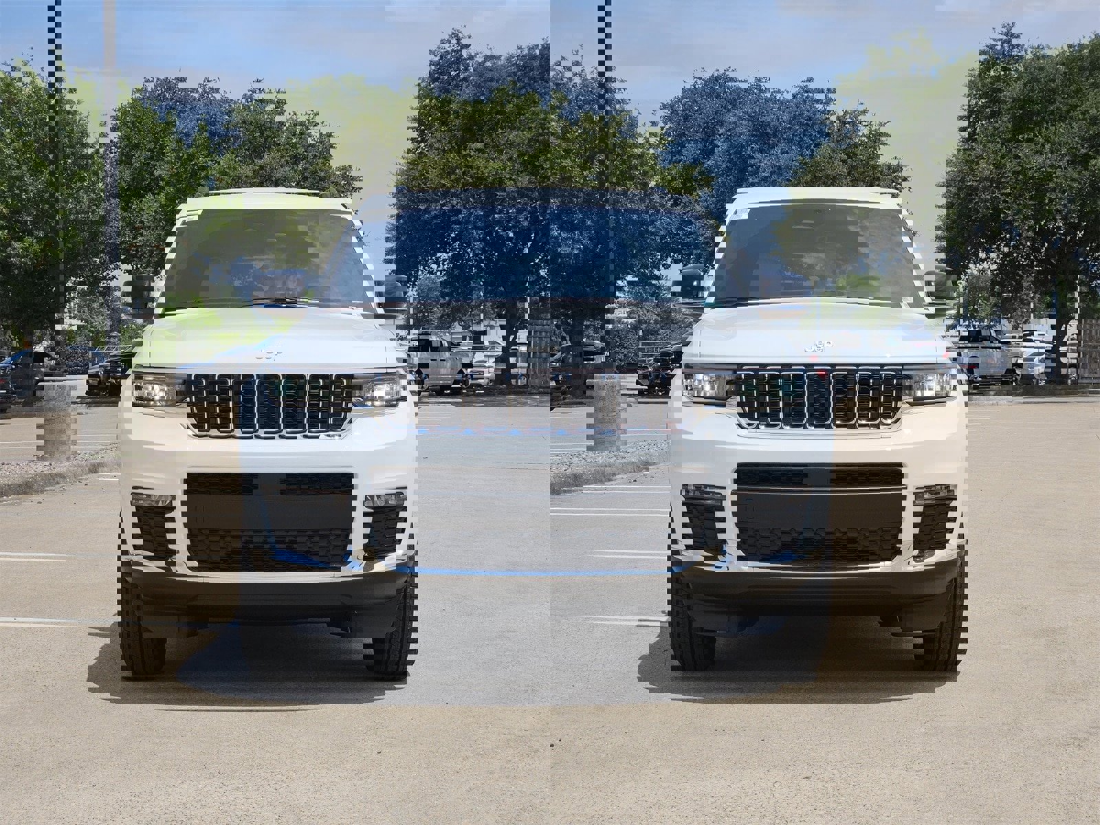 New 2025 Jeep Grand Cherokee L Limited w/ Trailer Tow Package image 7