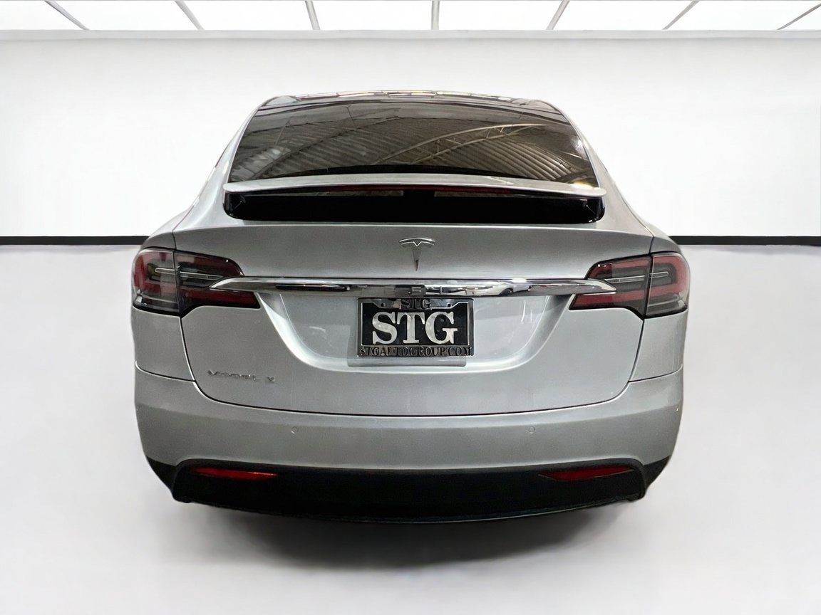 Used 2018 Tesla Model X 75D AWD/4WD image 5