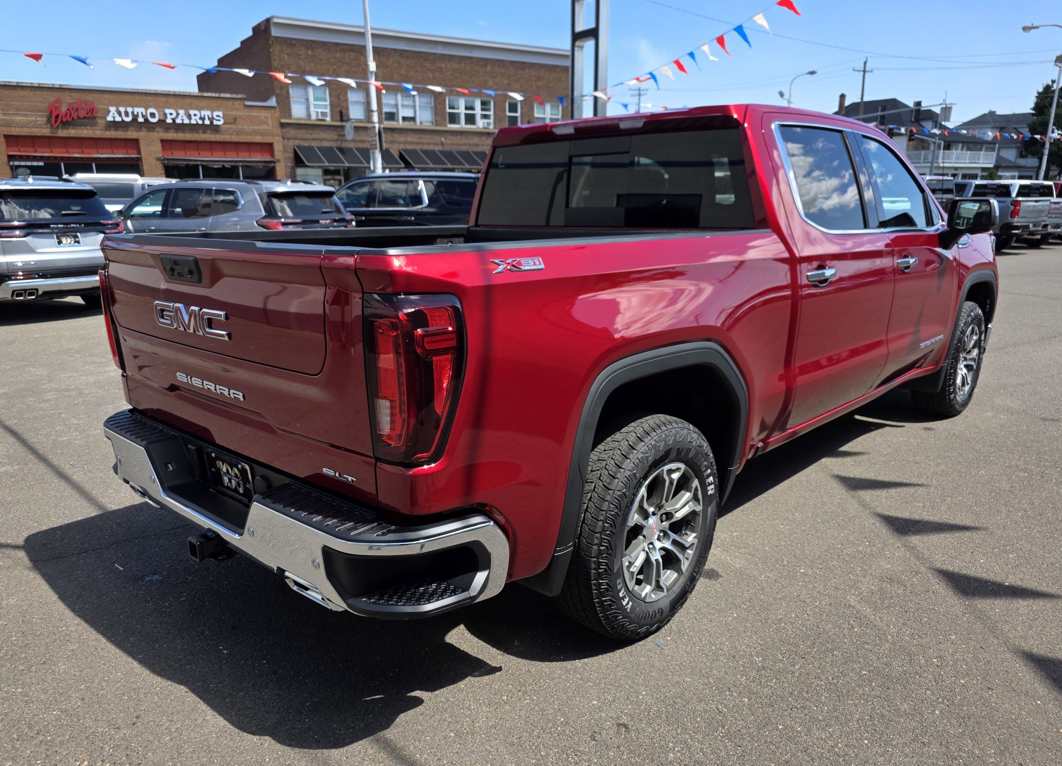New 2026 GMC Sierra 1500 SLT w/ SLT Convenience Package image 9