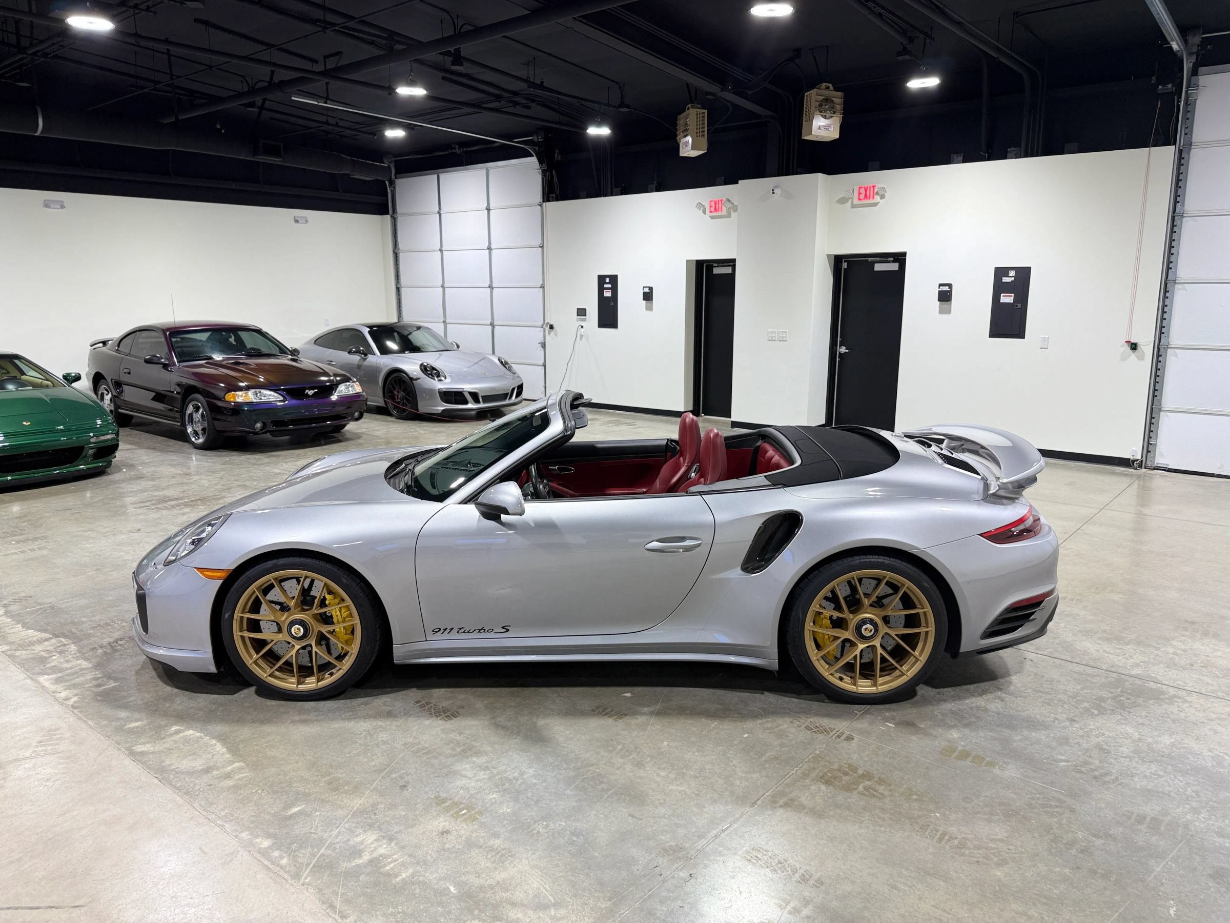 Used 2017 Porsche 911 Turbo S AWD/4WD image 16