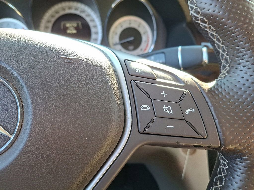 Used 2015 Mercedes-Benz GLK 350 4MATIC image 24