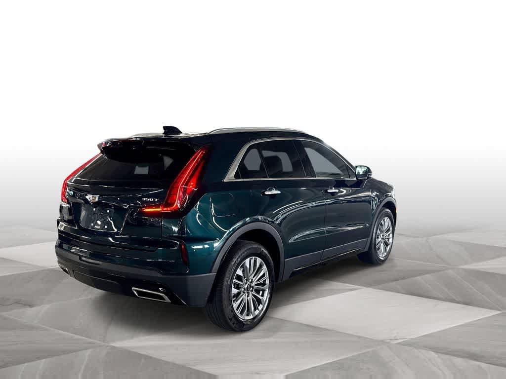 Used 2024 Cadillac XT4 Premium Luxury FWD image 8