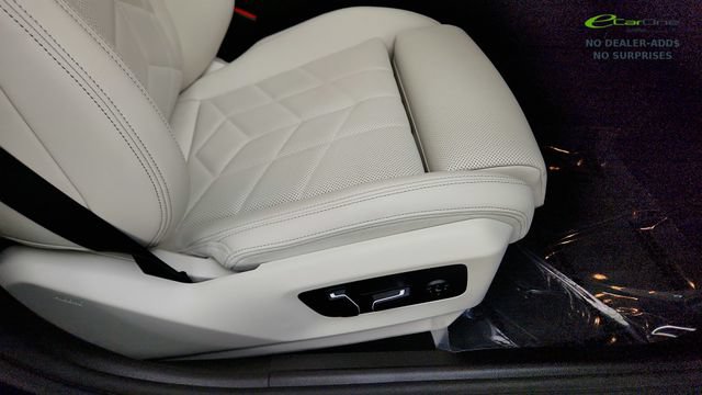 Used 2025 BMW i5 eDrive40i RWD image 39